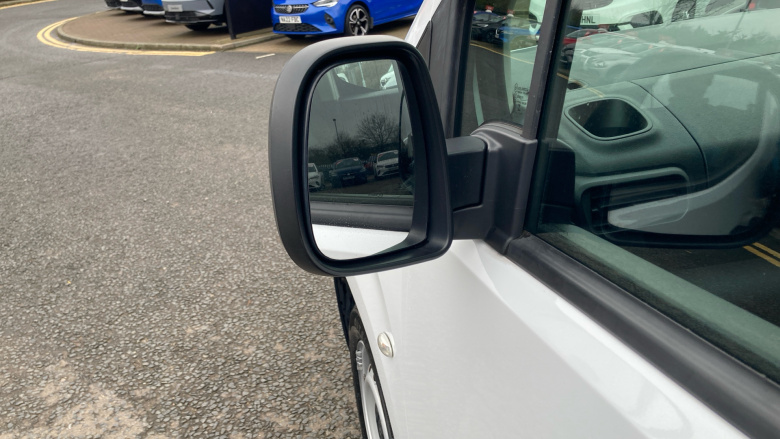 Vauxhall Combo Cargo Combo L1 Diesel 2300 1.5 Turbo D 100ps H1 Dynamic Van [6 Speed]